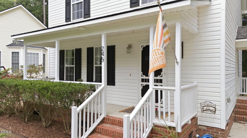 245 Walnut Creek Dr, Clayton, NC 27520
