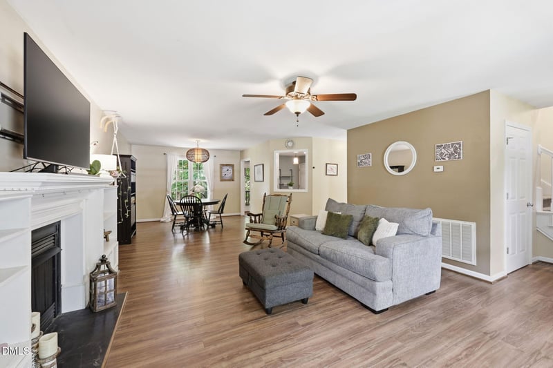 245 Walnut Creek Dr, Clayton, NC 27520