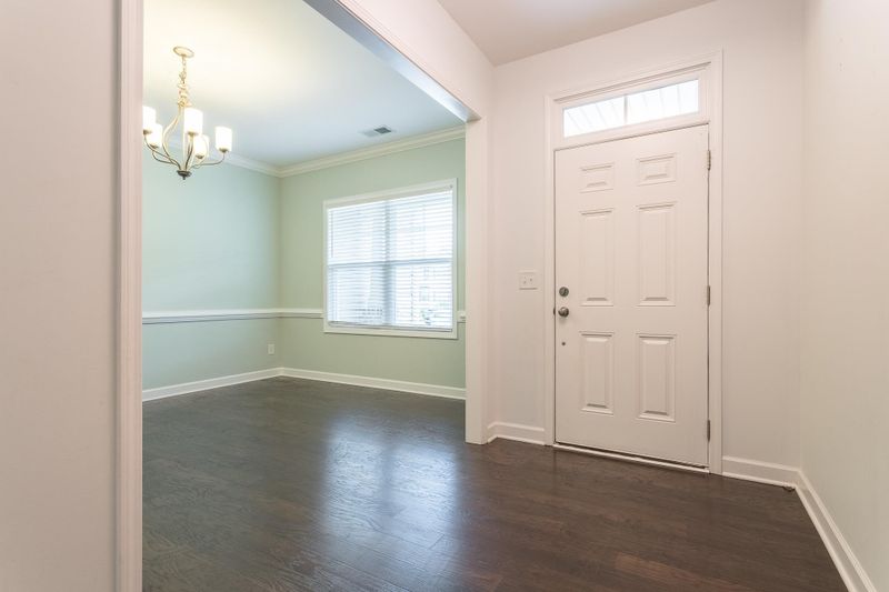 245 Whitebark Ln, Clayton, NC 27520