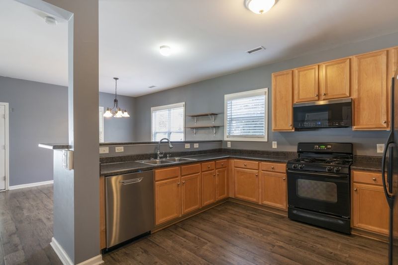 245 Willowbrook Cir, Clayton, NC 27527