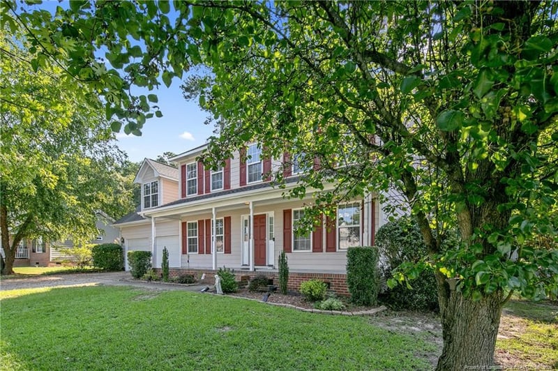 2451 Canford Ln, Fayetteville, NC 28304