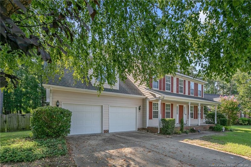 2451 Canford Ln, Fayetteville, NC 28304