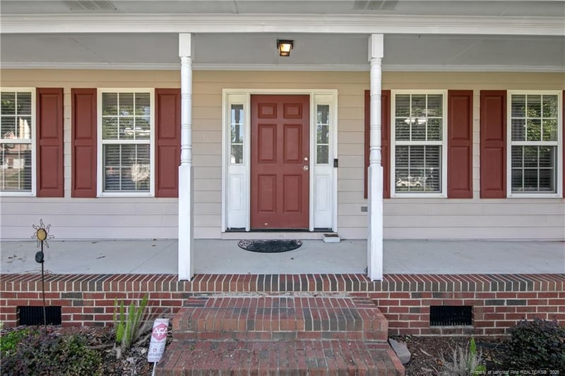 2451 Canford Ln, Fayetteville, NC 28304
