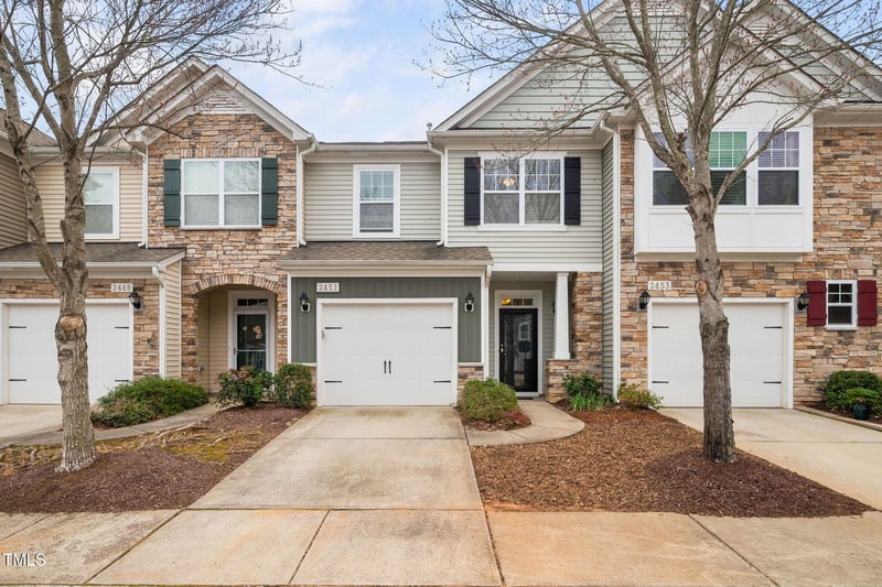 2451 Memory Ridge Dr, Raleigh, NC 27606