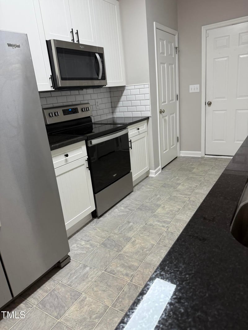 2452 Bay Harbor Dr, Raleigh, NC 27604