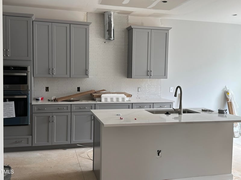 2454 Englemann Dr #380, New Hill, NC 27562