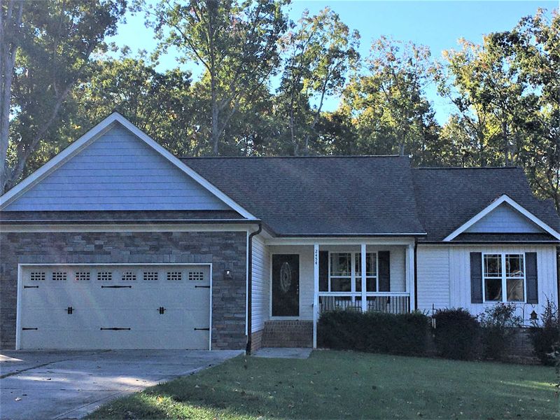 2454 Golden Forest Dr, Franklinton, NC 27525