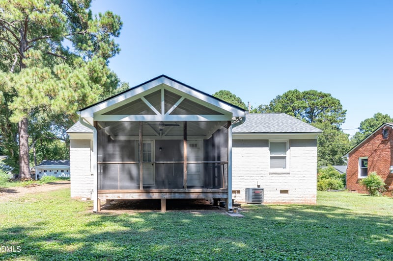 2458 Stevens Rd, Raleigh, NC 27610