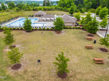 2458 Valley Dr, Clayton, NC 27520