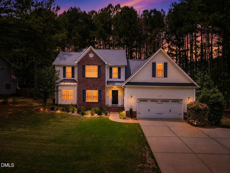 2458 Valley Dr, Clayton, NC 27520