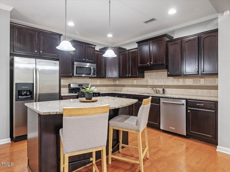 2459 Memory Ridge Dr, Raleigh, NC 27606