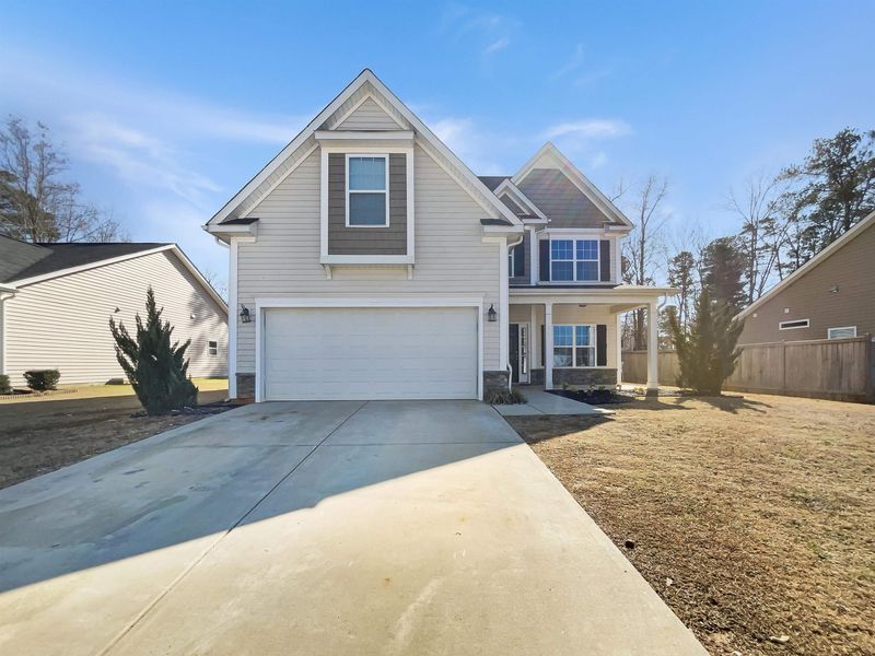 246 W Falcon Ct, Clayton, NC 27520