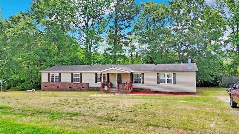 246 Farmhouse Ct, Sanford, NC 27332