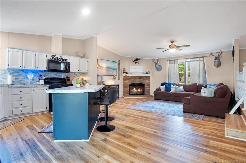 246 Farmhouse Ct, Sanford, NC 27332