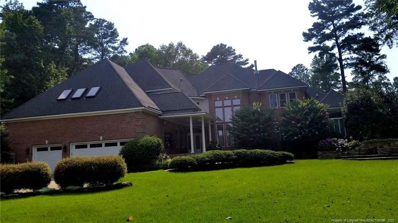 246 Lakeview Dr, Sanford, NC 27332