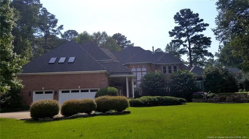 246 Lakeview Dr, Sanford, NC 27332