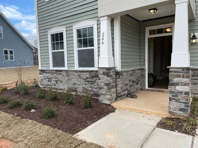 246 Mallard Loop Dr, Clayton, NC 27527