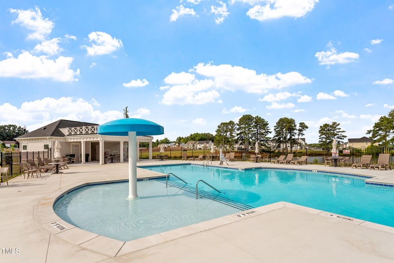 246 Maple Walk Dr, Garner, NC 27529