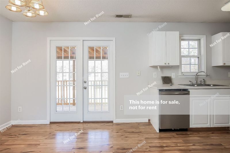 246 Morgan Pw, Zebulon, NC 27597