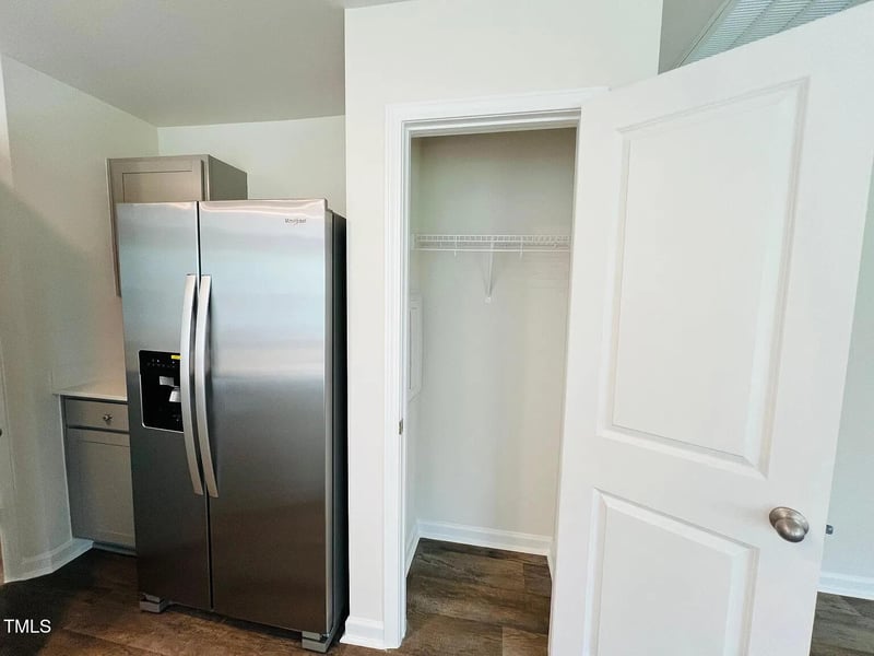 246 Palm Dr, Sanford, NC 27332