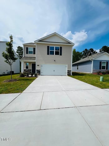 246 Palm Dr, Sanford, NC 27332