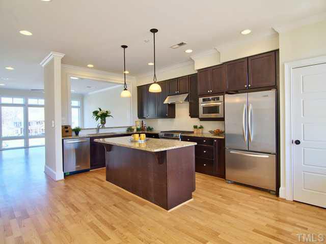 246 E Winmore Ave, Chapel Hill, NC 27516