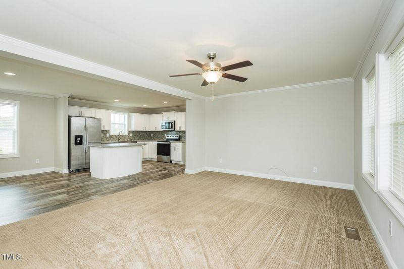 2460 Mccray Rd, Burlington, NC 27217