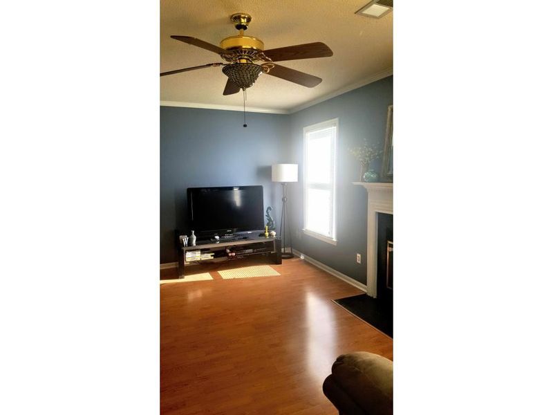 2462 Moran St, Burlington, NC 27215