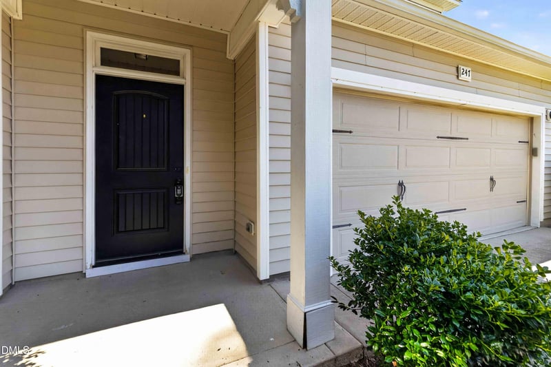 247 Eclipse Dr, Fayetteville, NC 28311