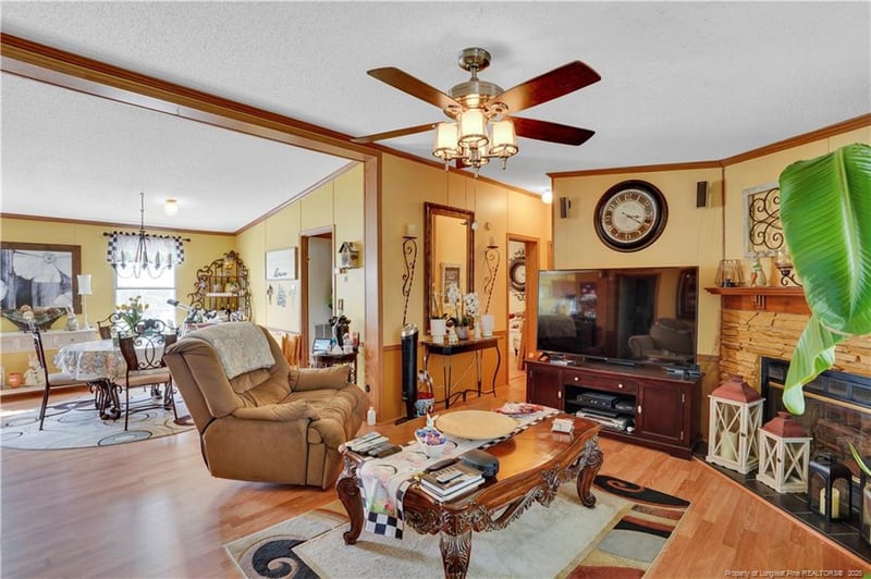247 Eisler Dr, Lillington, NC 27546