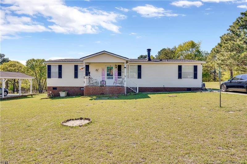 247 Eisler Dr, Lillington, NC 27546