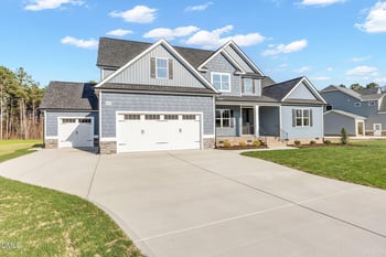 247 Freedom Rdg Dr, Smithfield, NC 27577