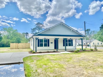 247 Jenkins St, Erwin, NC 28334