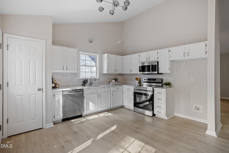 247 Tillamook Dr, Wake Forest, NC 27587