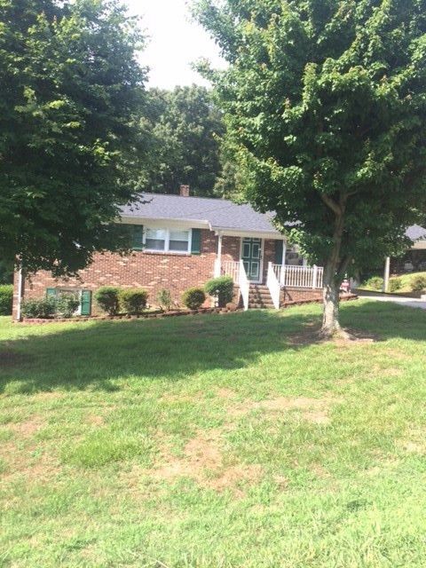 247 Windsor Dr, Roxboro, NC 27573