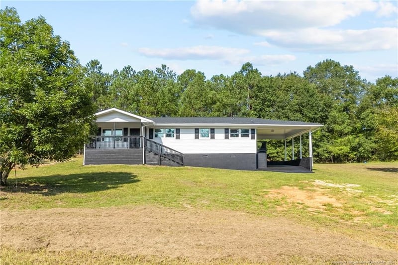 2470 Wire Rd, Erwin, NC 28339