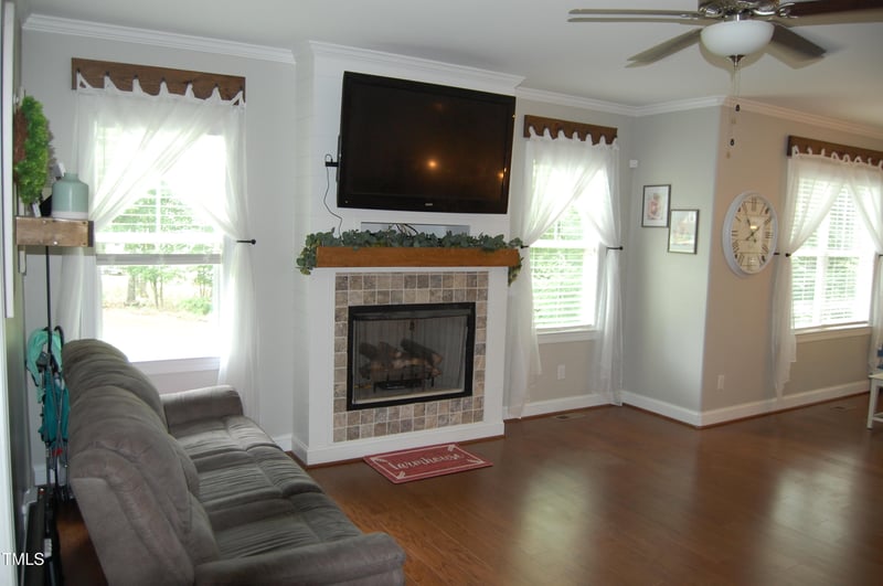 2471 Golden Forest Dr, Franklinton, NC 27525