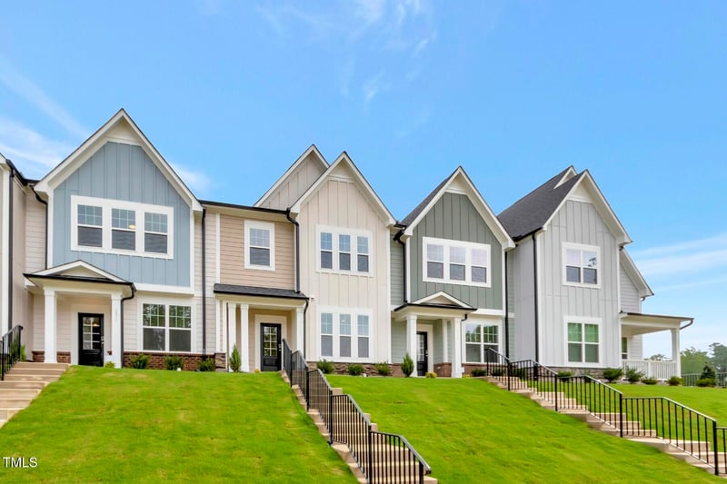 2473 Englemann Dr #368, New Hill, NC 27562