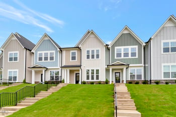 2473 Englemann Dr #368, New Hill, NC 27562