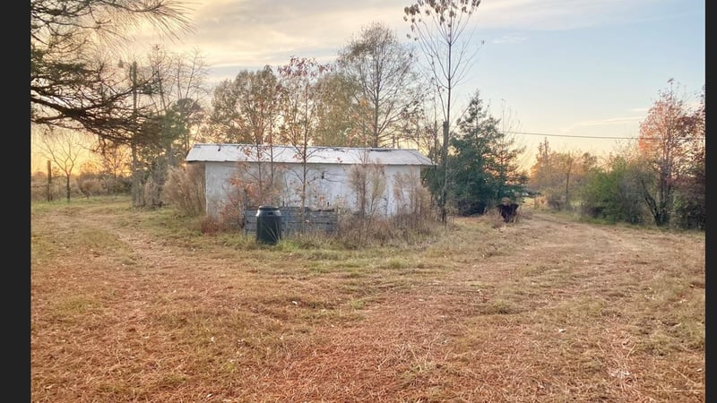 2474 Darroch Rd, Lillington, NC 27546