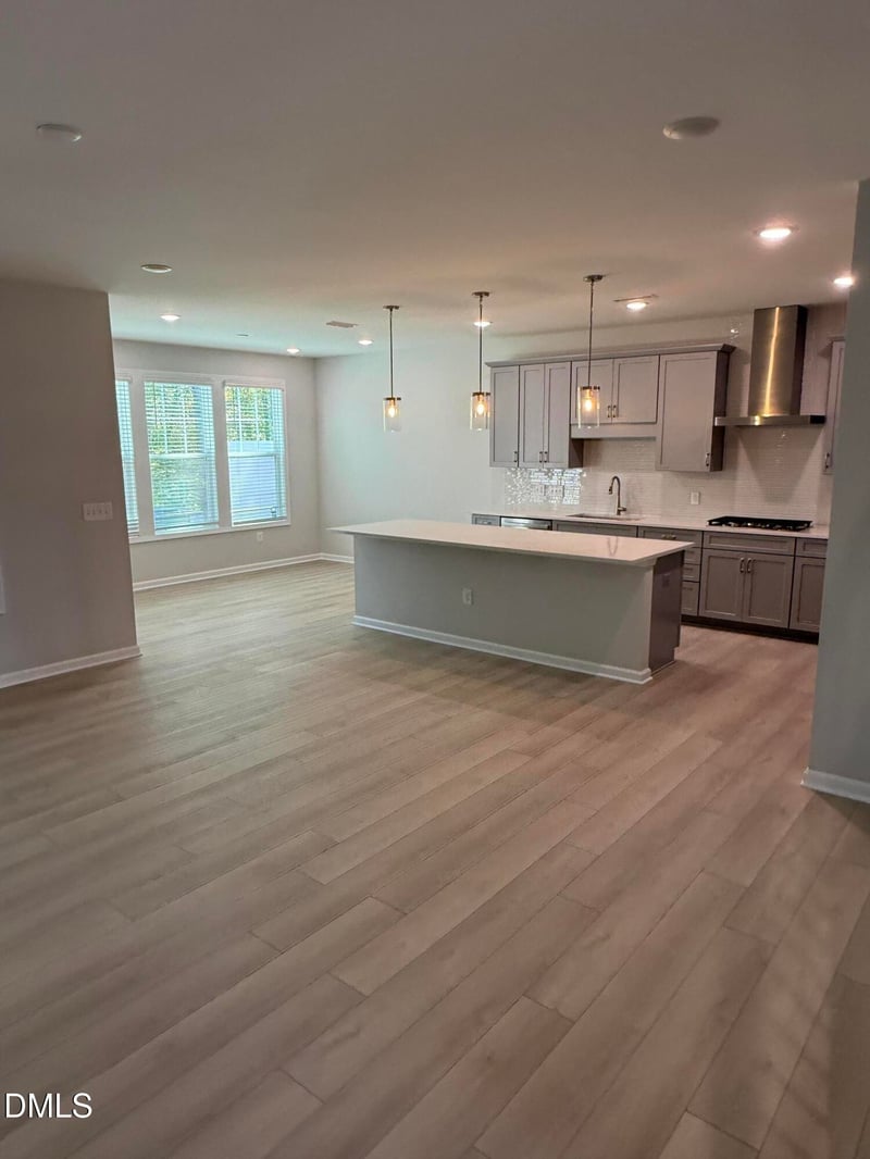 2474 Englemann Dr #372, New Hill, NC 27562