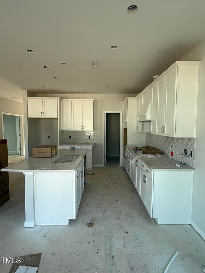 2476 Field Poppy Dr #171, Apex, NC 27502