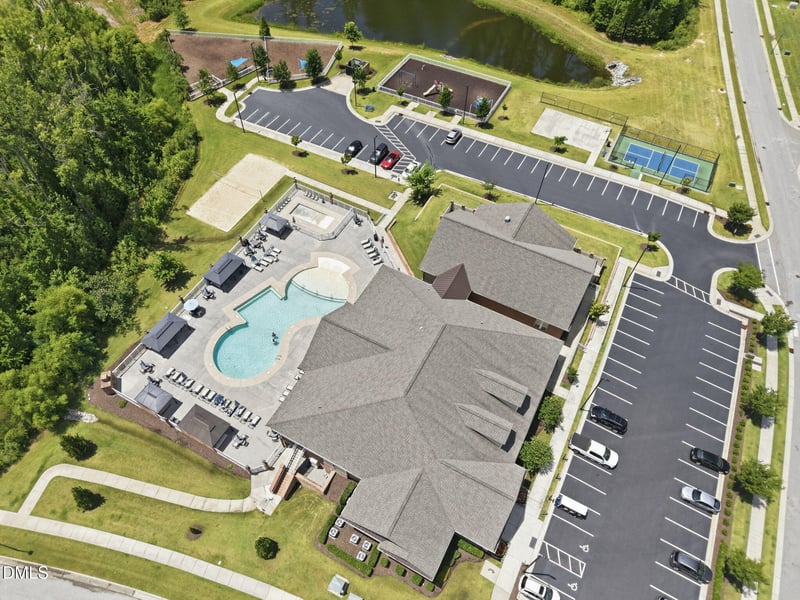 2476 Hutch Ln, Apex, NC 27523