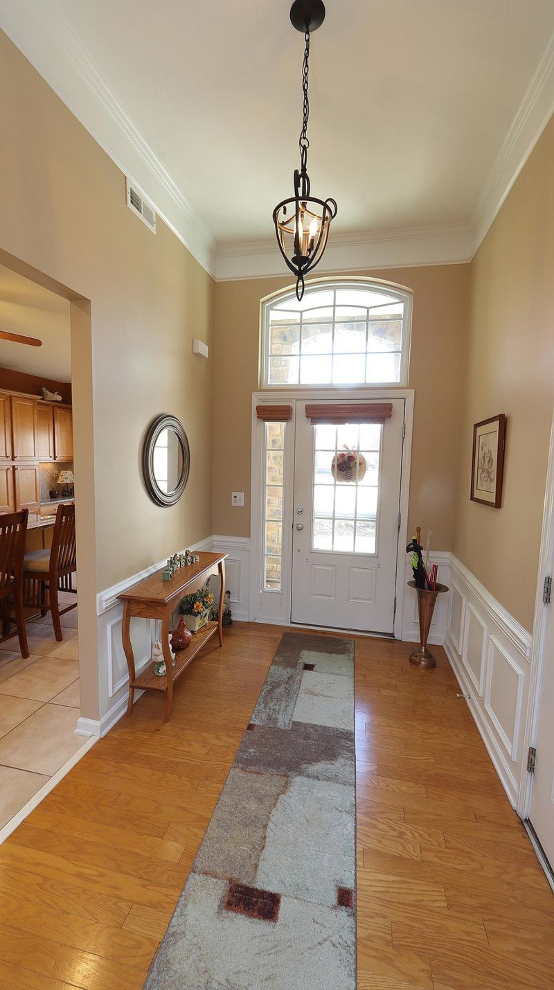 248 Elverson Pl, Cary, NC 27519