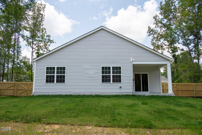 248 Hawksmoore Ln, Lillington, NC 27546