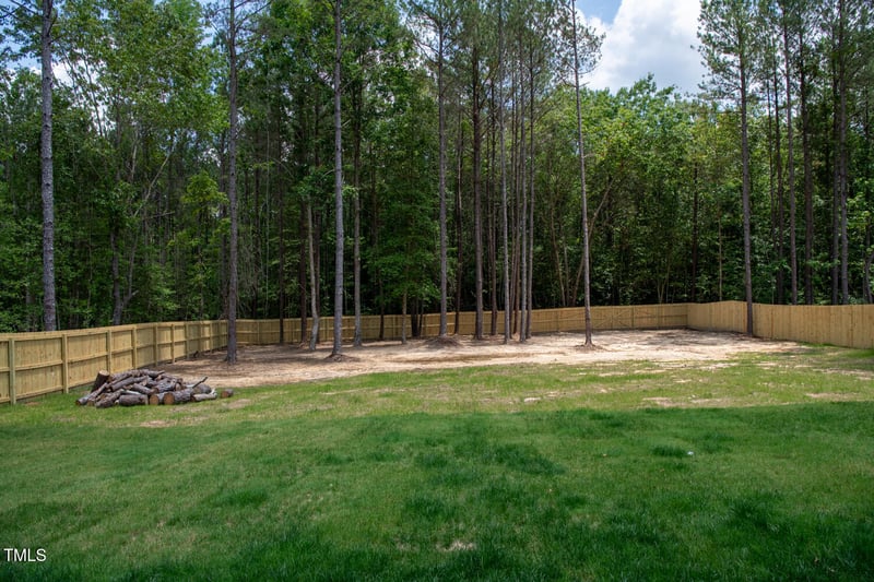248 Hawksmoore Ln, Lillington, NC 27546