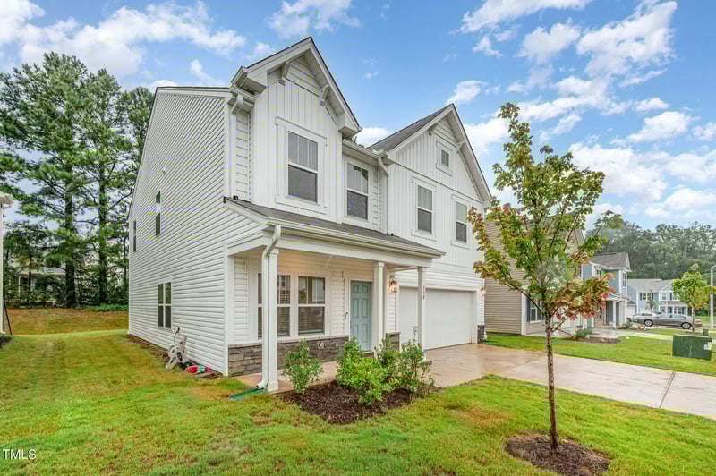 248 Horseshoe Pl, Angier, NC 27501
