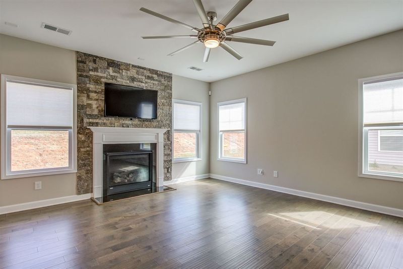 248 Lanier Pl, Clayton, NC 27527