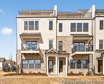 248 Periwinkle Pl #43, Clayton, NC 27527