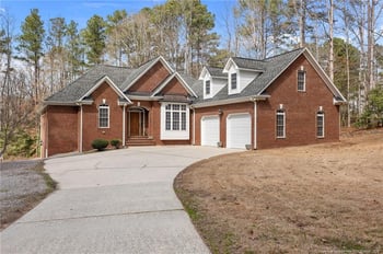 248 Raccoon Ct, Sanford, NC 27330